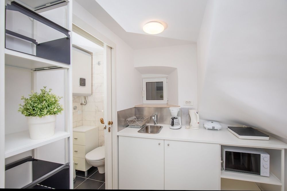 undefined Apartment Bell 9