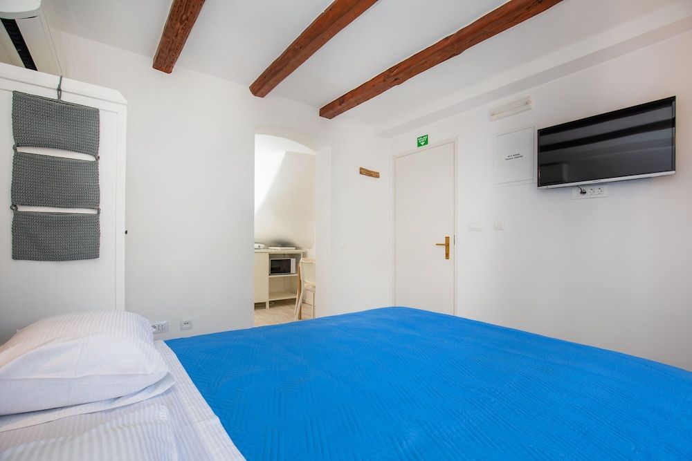 undefined Apartment Bell 5