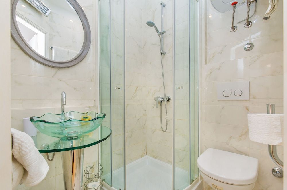 undefined Steps Old Town Apartments by Irundo 10