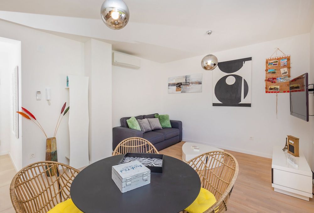 Apartment Life Plus Apartment (Two Bedroom Apartment with Terrace) 22