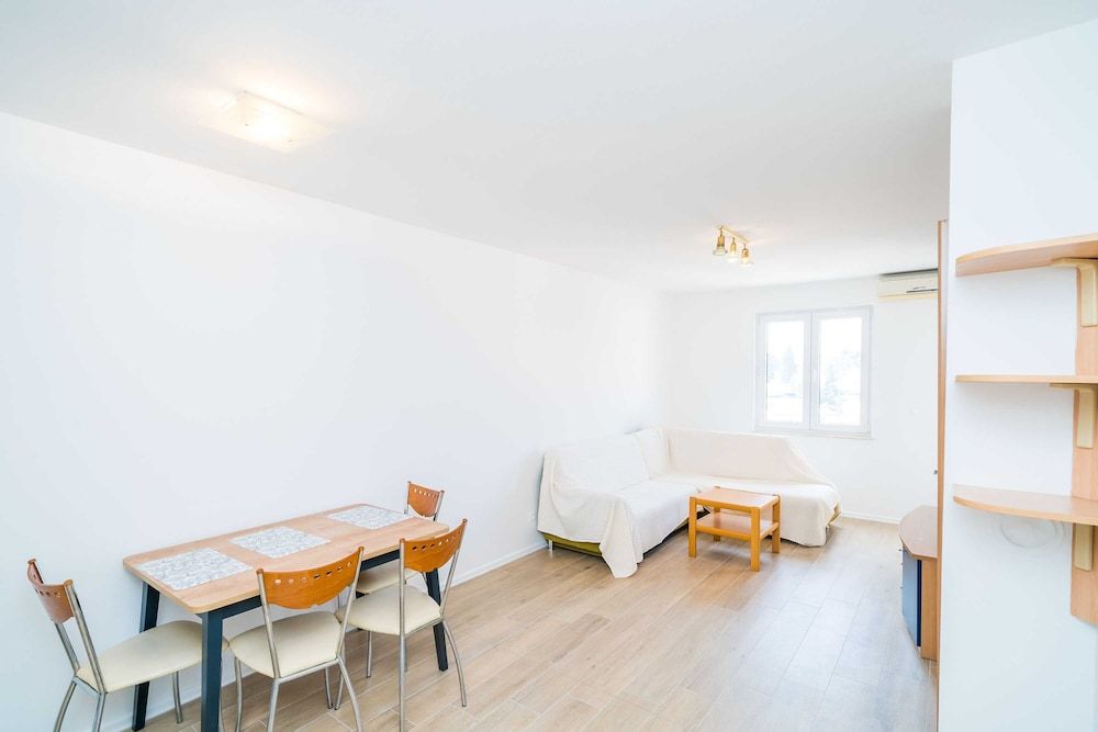 undefined Apartment Ana 10