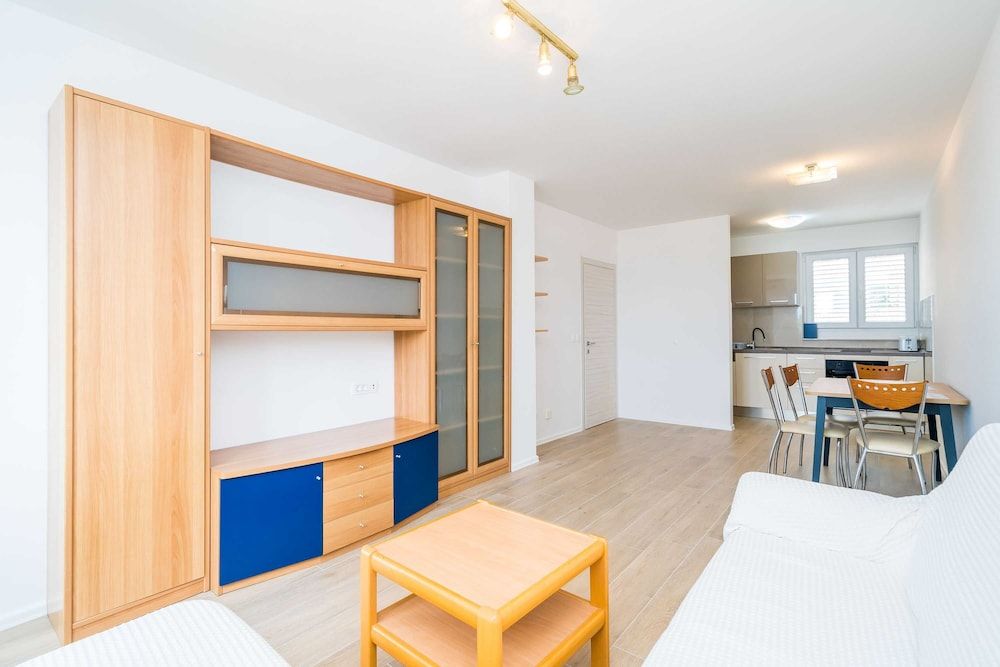 undefined Apartment Ana 8