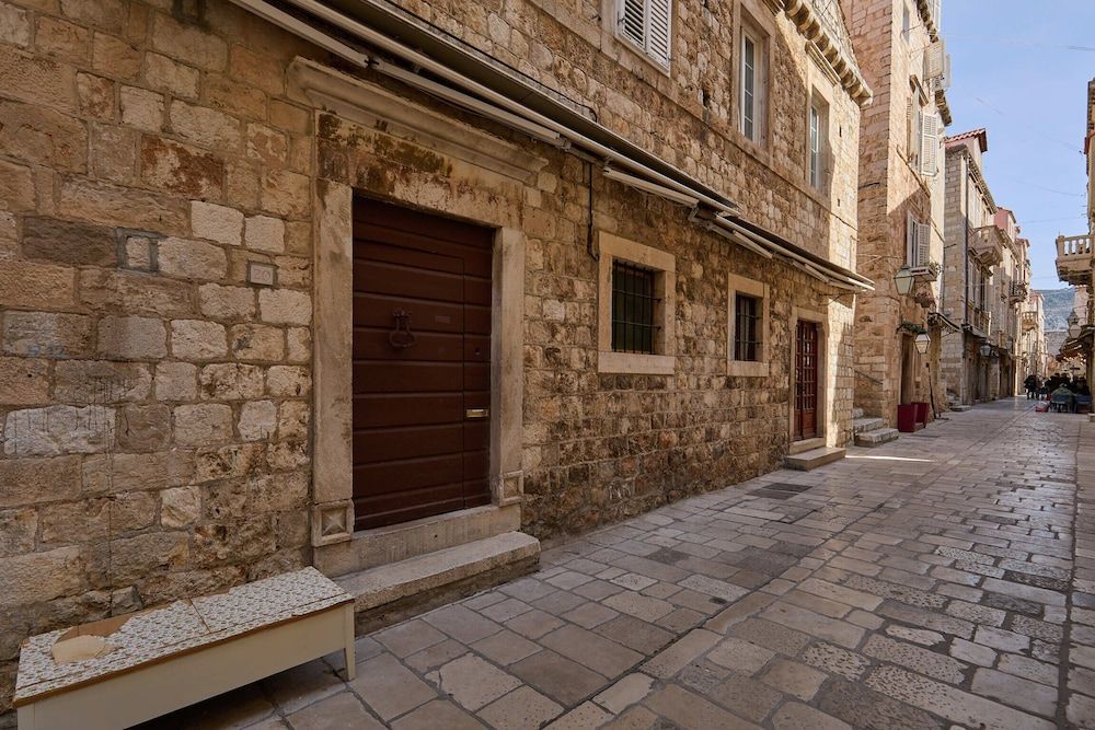 undefined Apartment Nino 3 2