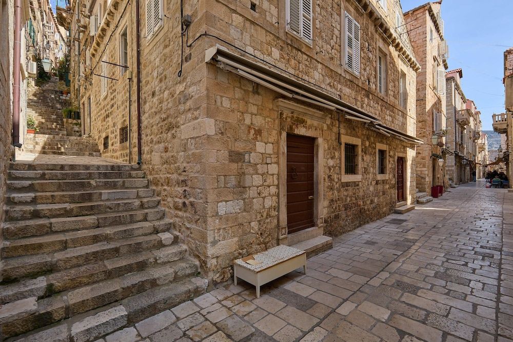 undefined Apartment Nino 3 6