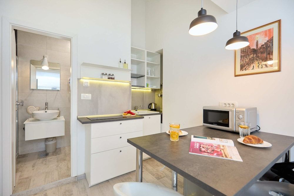 undefined Apartment Nino 1 8