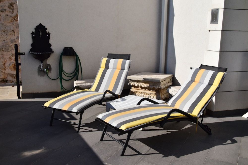 55 & 54 Stairs Apartments Premium Apartment 5