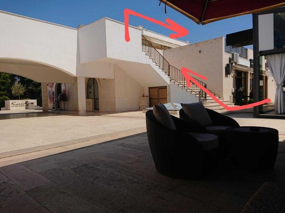 undefined Apartments Alex 3