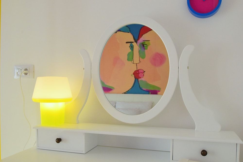 undefined 87 Stairs Apartment 5