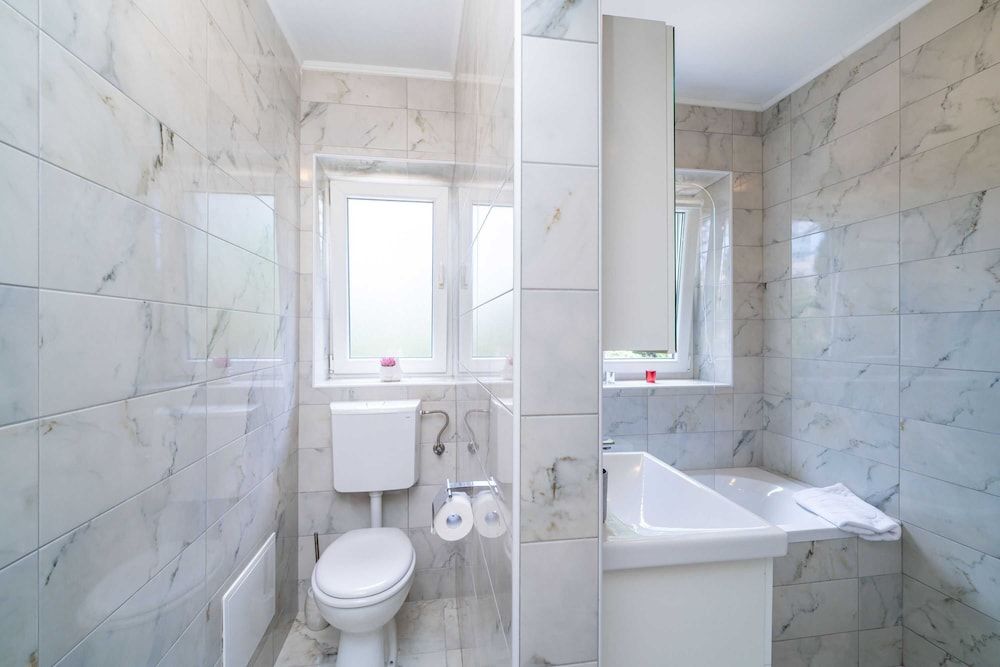 Apartment Ding Dong Apartment (Two Bedroom Apartment with Balcony) 34