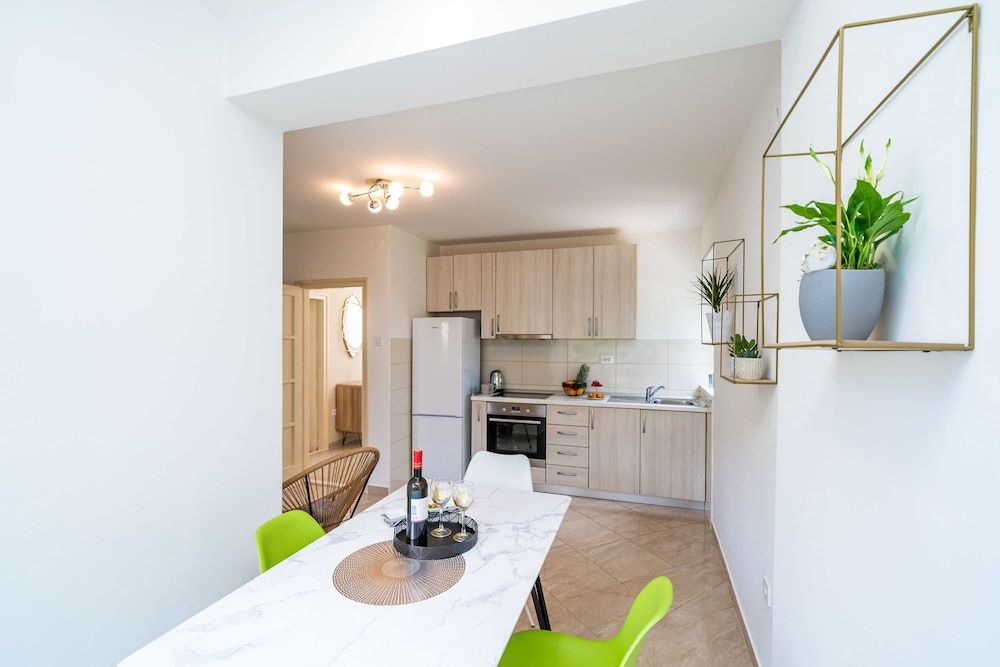 Apartment Ding Dong Apartment (Two Bedroom Apartment with Balcony) 14