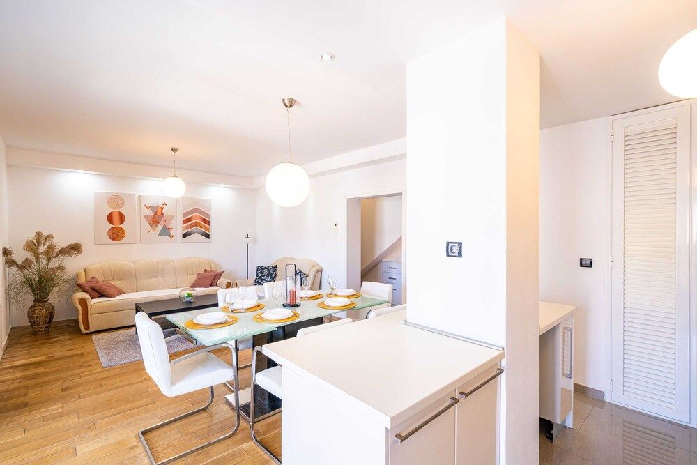 undefined Apartment Hladilo 10