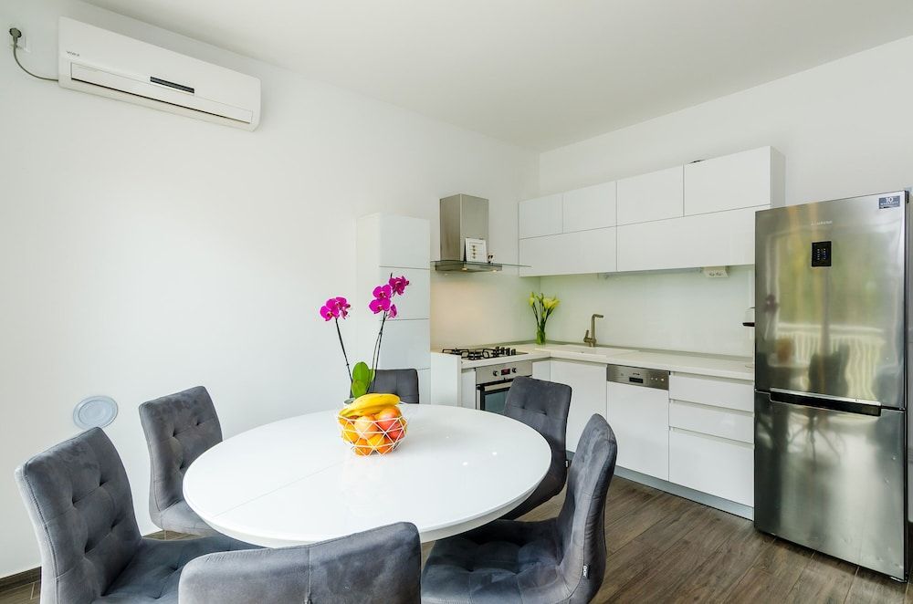 undefined Apartment Lise Mokosica 4
