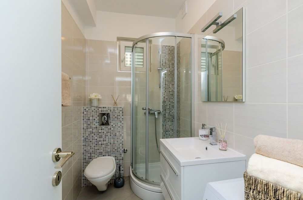 Apartment Lise Mokosica Apartment (Two Bedroom Apartment with Terrace an) 7