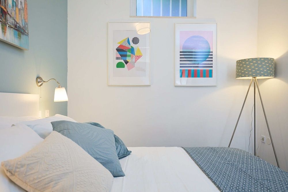 undefined Apartment Aria 10