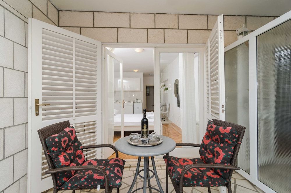 House Apartments Ariva Studio (Studio Apartment with Balcony (2 Adul) 8