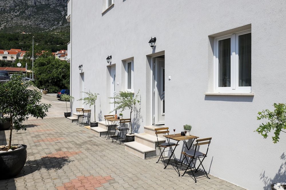 undefined Apartments Siblings - New 10