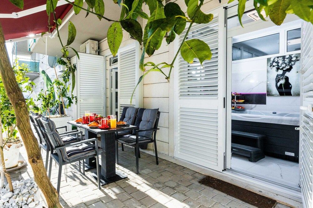 undefined Apartment Zolla Dubrovnik- Hot Tub 9