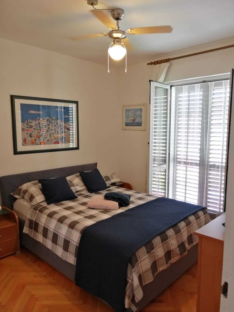 Insideout Apartment City Apartment (1 Bedroom) 3