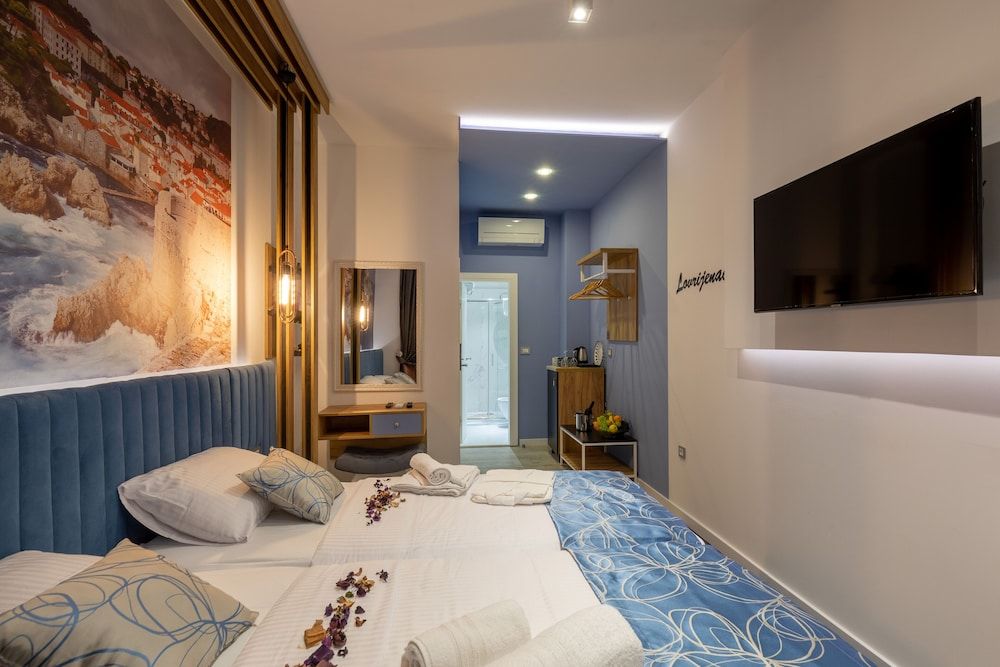 undefined Apartments and rooms Naida 10