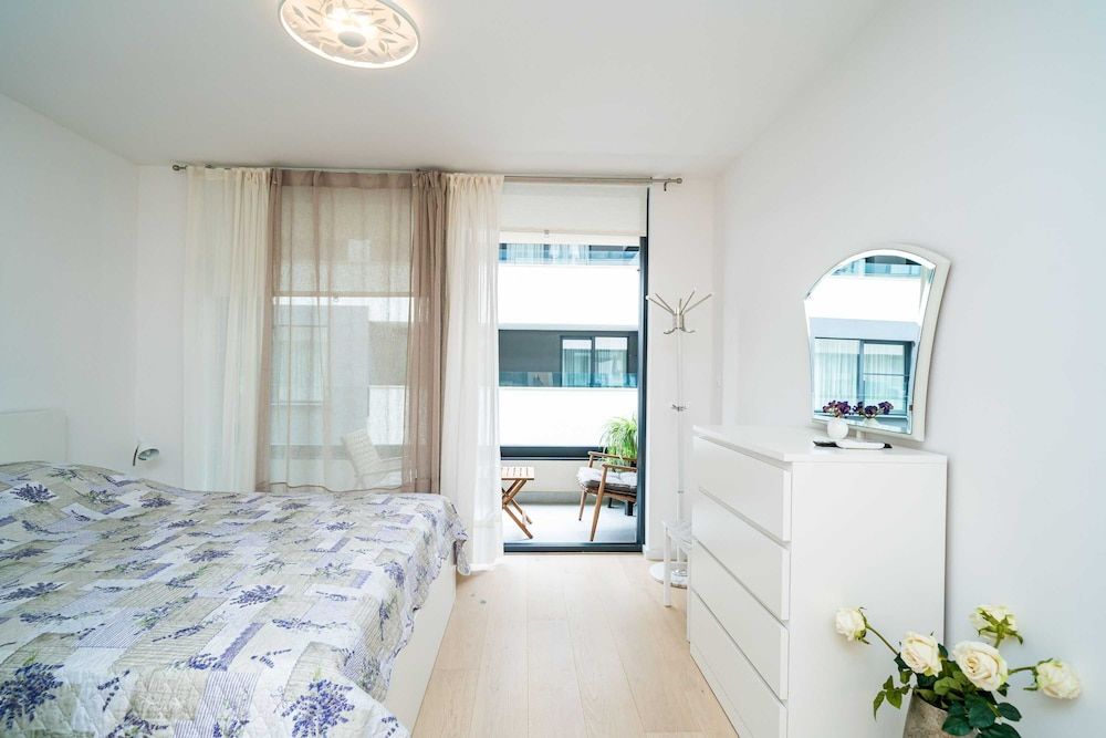 Apartment Lenka Studio (Studio Apartment with Balcony) 11