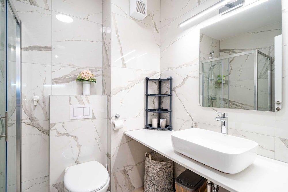 Apartment Lenka Studio (Studio Apartment with Balcony) 17