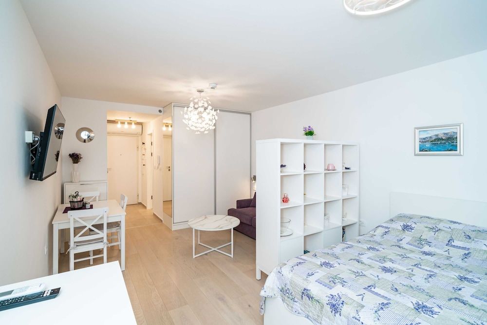 undefined Apartment Lenka 5