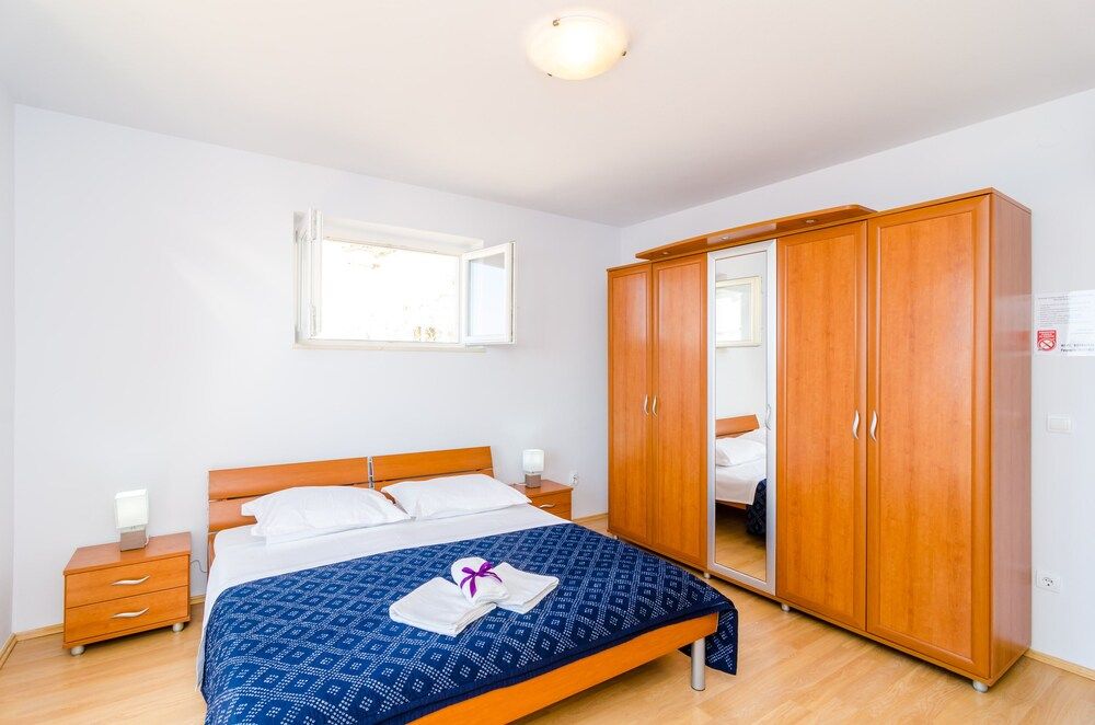 Apartments Bonavista Apartment (Premium Two Bedroom Apartment with Ba) 4