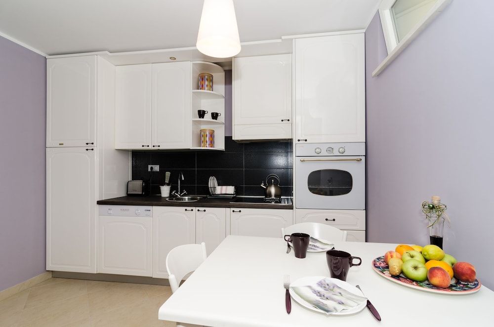 undefined Apartments Gaura 8