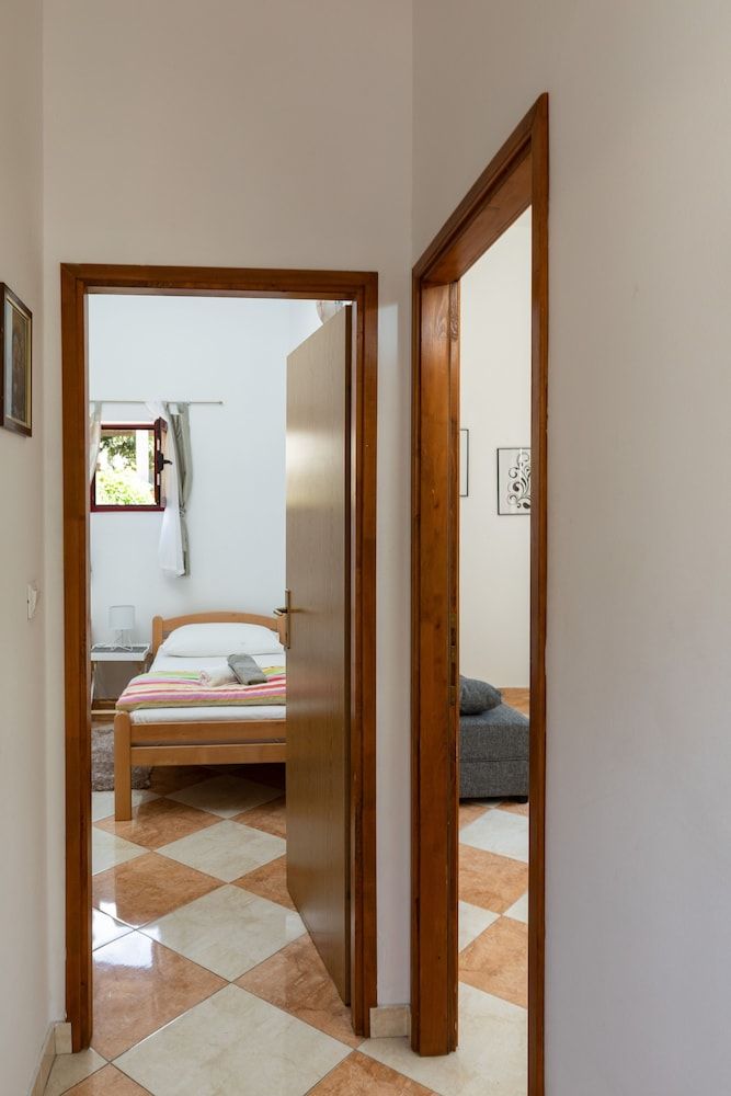 undefined Apartments Franka 6