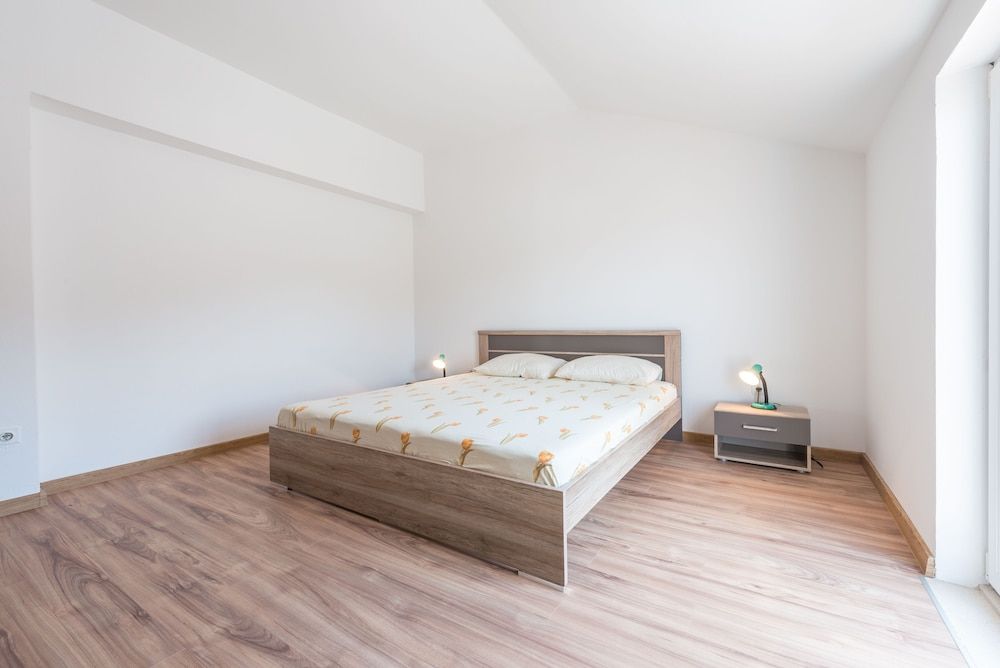 undefined Apartments Lucija 7