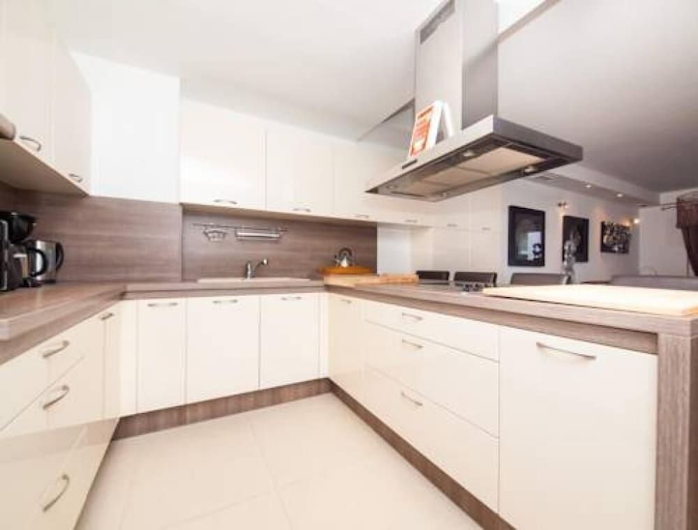 undefined Apartment Vesna 6