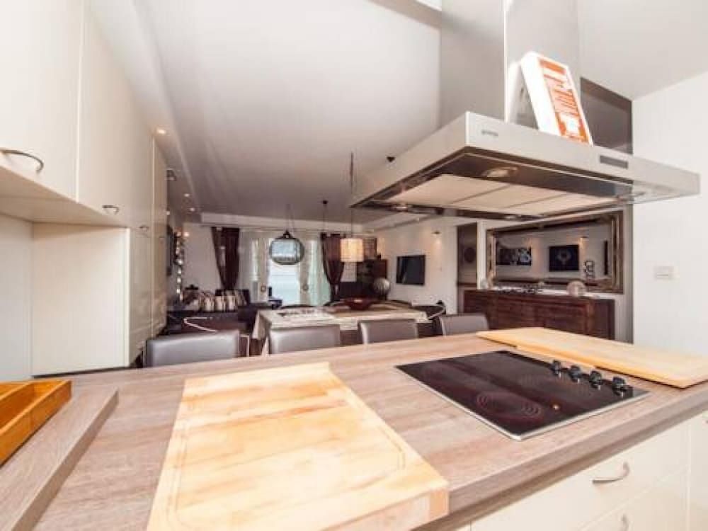 undefined Apartment Vesna 7