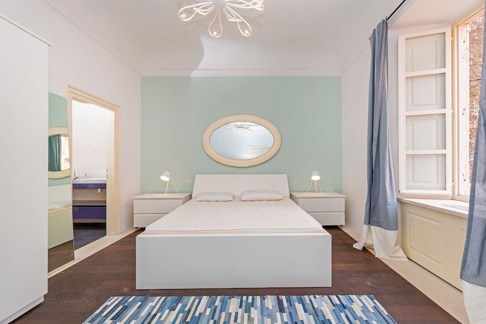 undefined Apartment Gospar 7