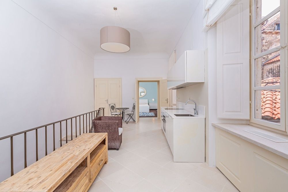 undefined Apartment Gospar 8