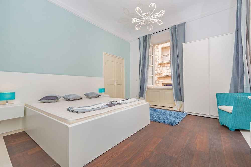 undefined Apartment Gospar 5