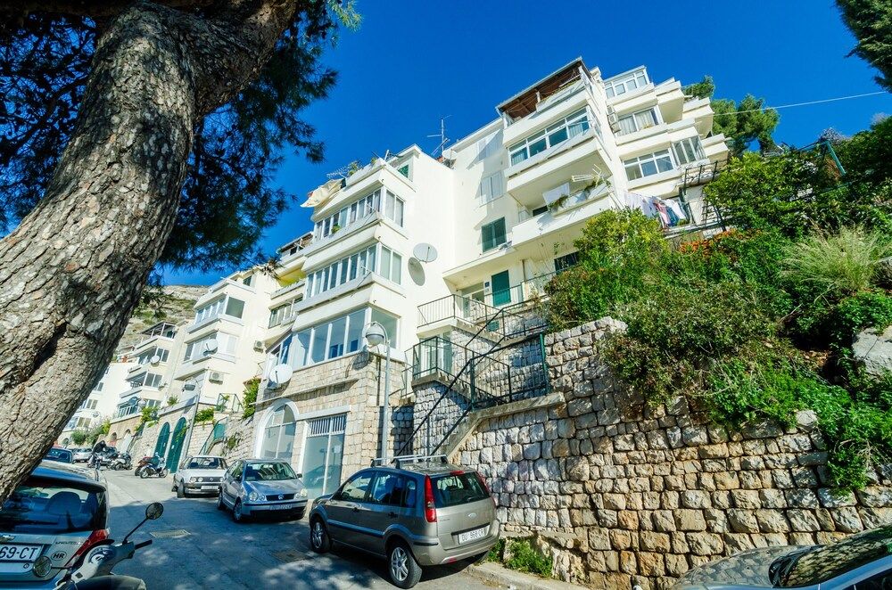 undefined Sun City Apartment 3