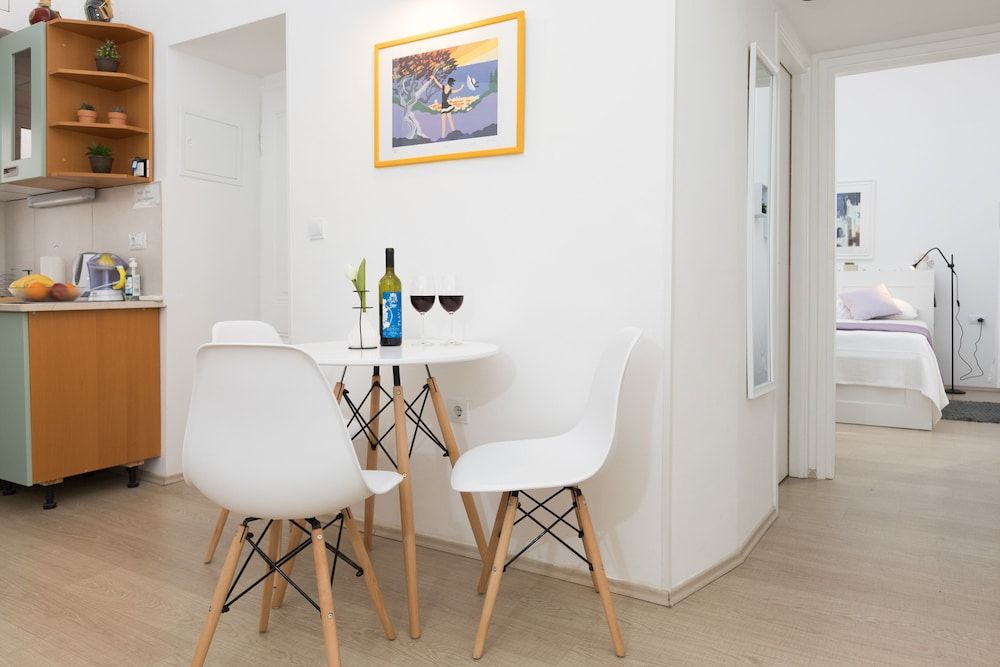 Apartment Toni Apartment (One-Bedroom Apartment) 17