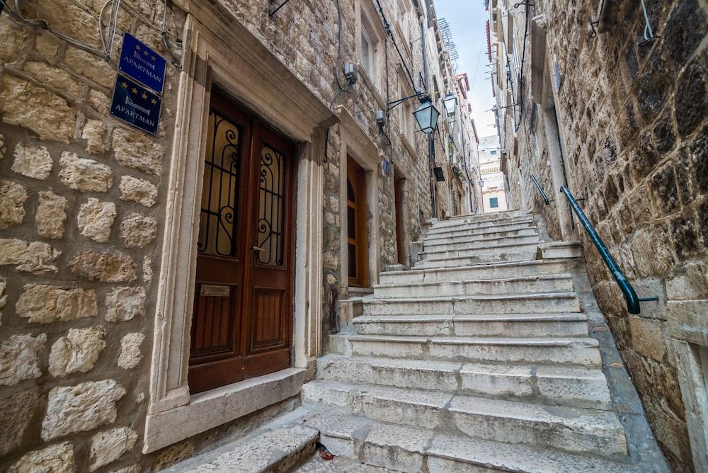 undefined Apartment Maru 4