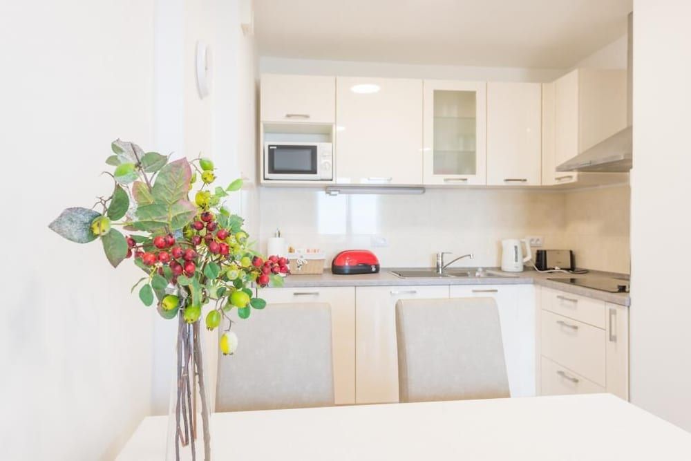 undefined Apartment Luce Royal 4