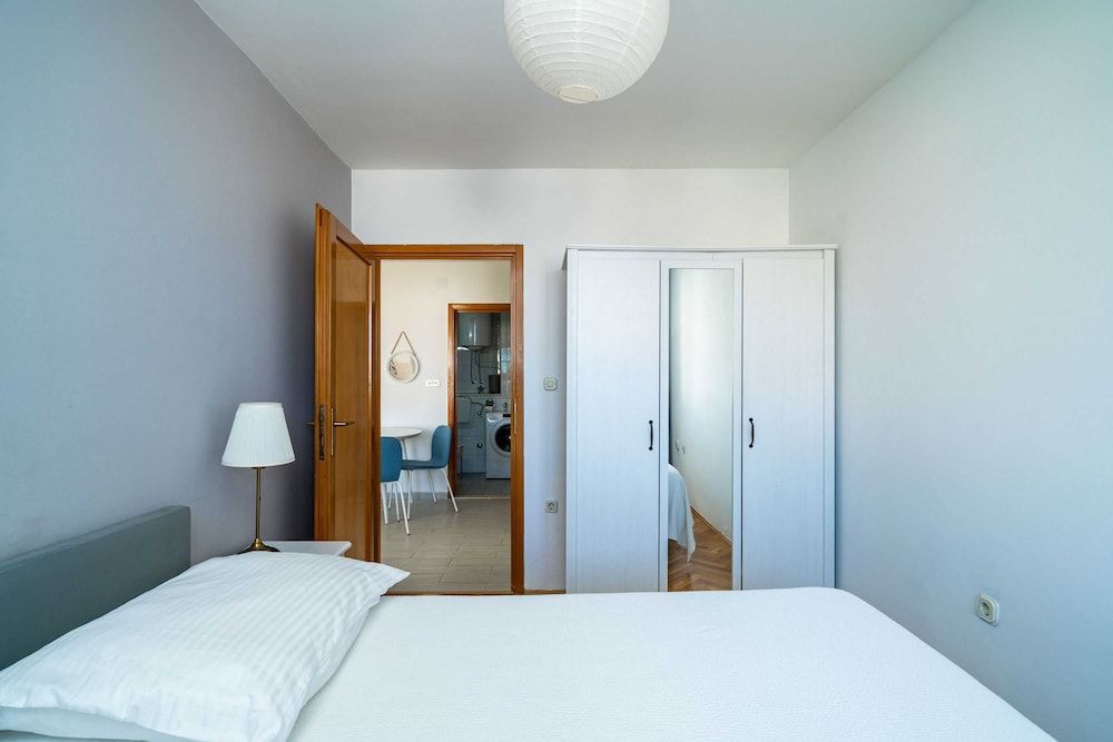 Apartment Radovan Apartment (One-Bedroom Apartment with Balcony an) 7