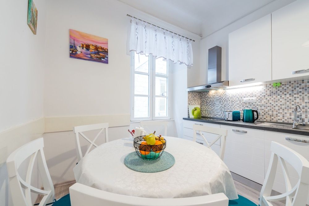 Old Town Finest-matana Apartment (Two-Bedroom Apartment) 12