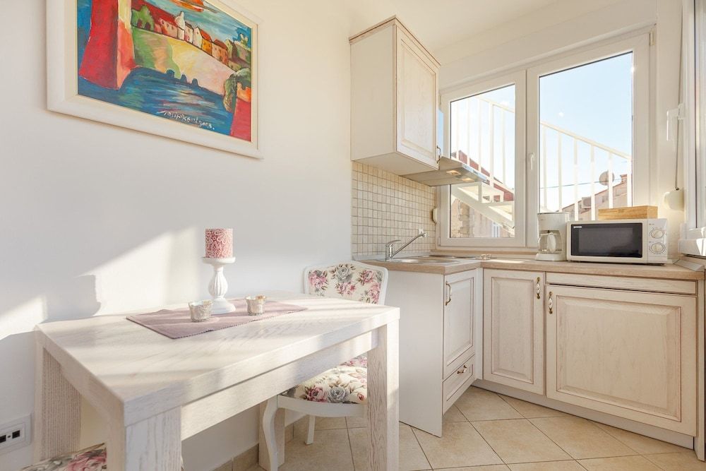 undefined Apartments Regjo 7