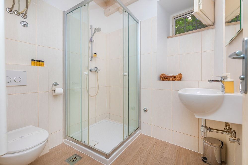 Rafael rooms and apartments by DuHomes Comfort Studio Suite 5