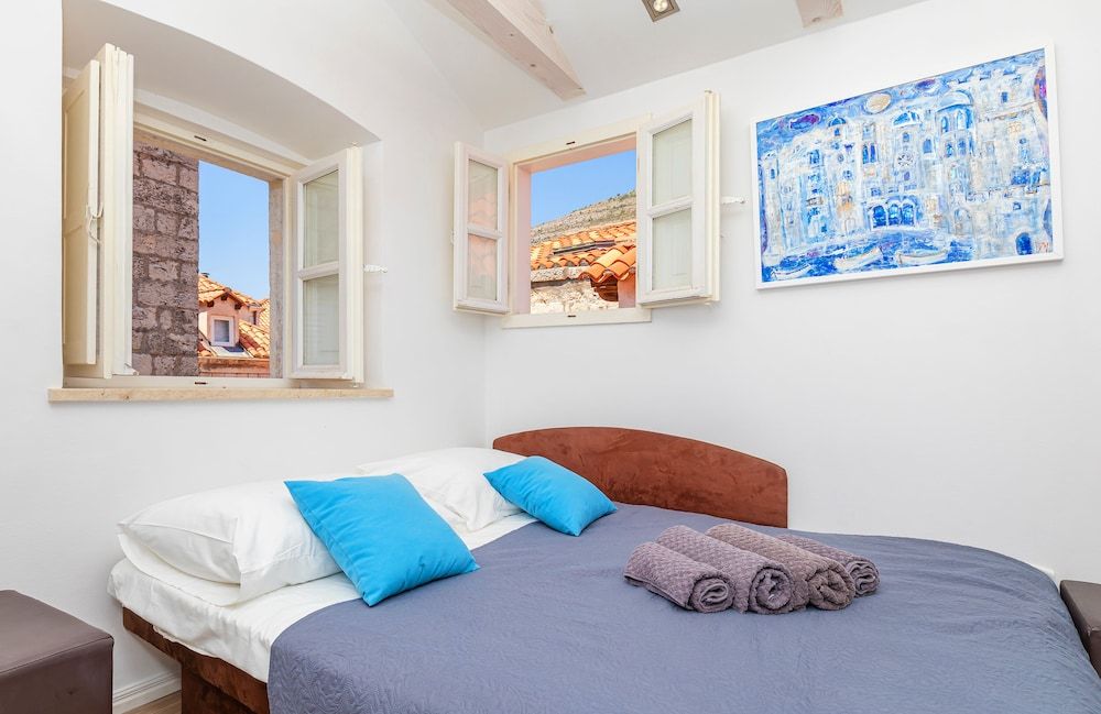 undefined Rafael rooms and apartments by DuHomes 8