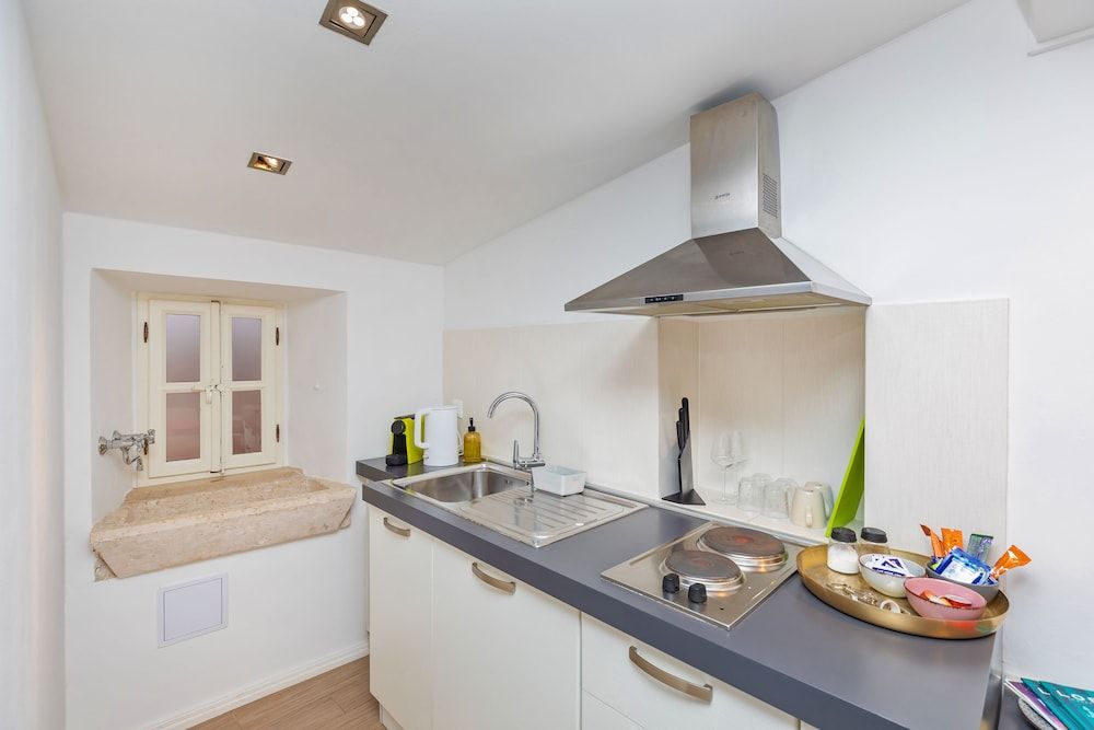 undefined Rafael rooms and apartments by DuHomes 5