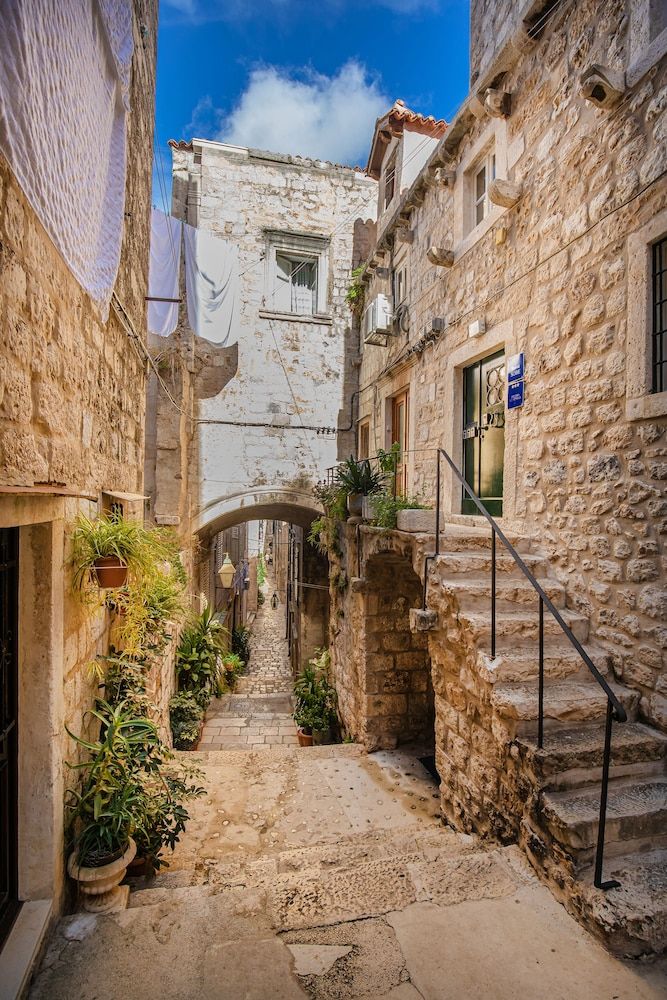 undefined Rafael rooms and apartments by DuHomes 4