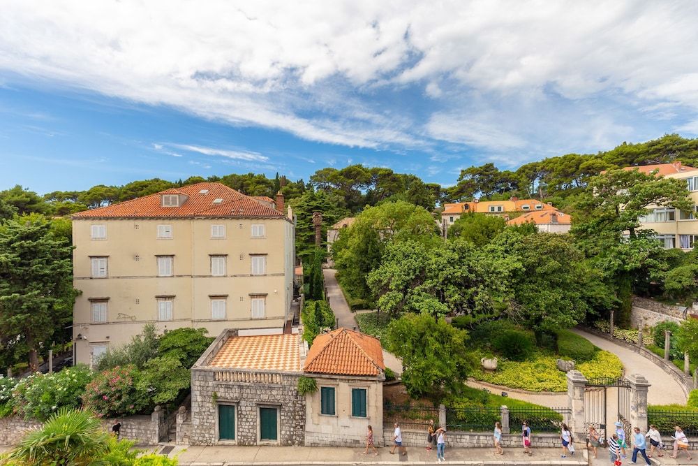 The Loft Apartment (2 Bedrooms) 18