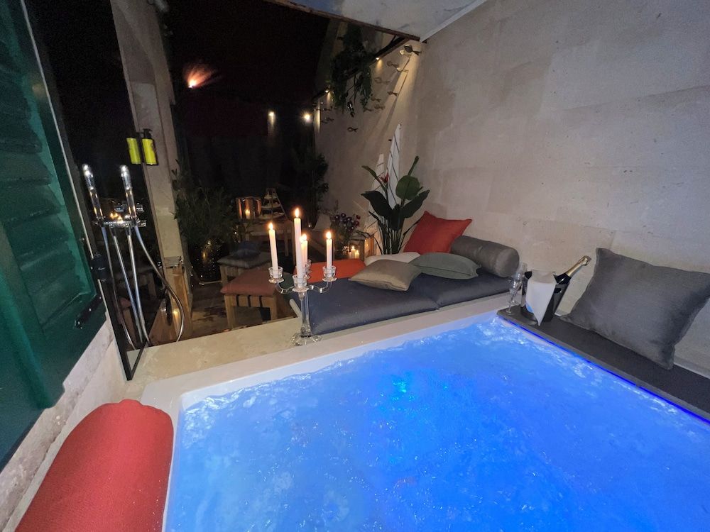 undefined La Vita e Bella I 9