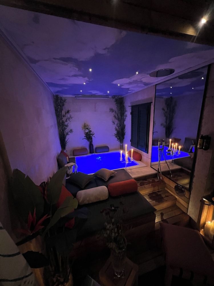 undefined La Vita e Bella I 10