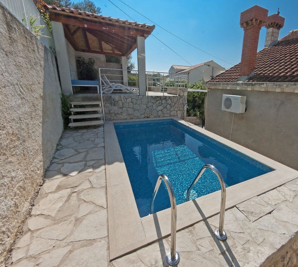 undefined Vila Ivanino 5